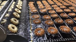 Frying (DonutKing Crullers)